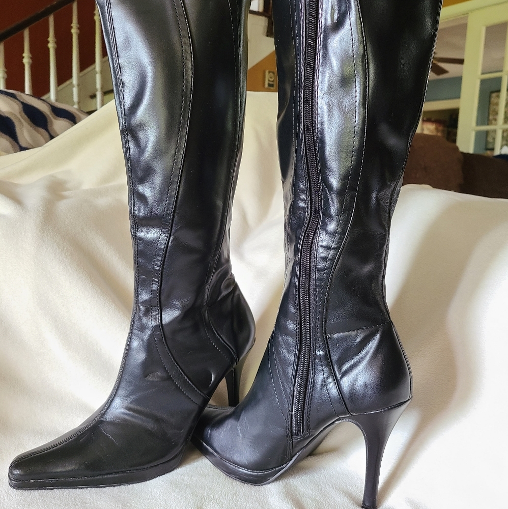 Cora Black Heeled Boots